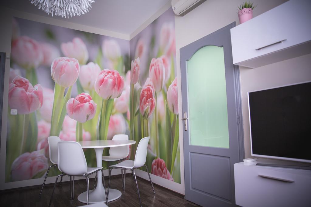 Cosy Center Apartment Varna Exterior photo